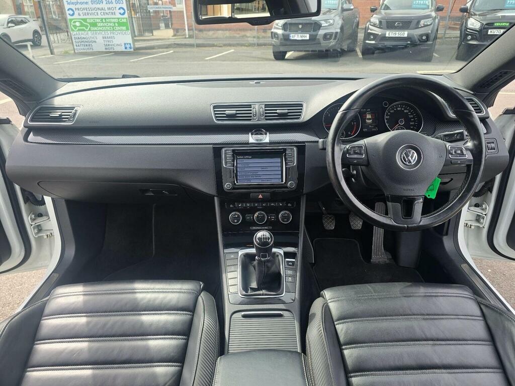 Volkswagen CC Saloon 2.0 Tdi Bluemotion Tech Gt Black Edition Eu YX66UBG White #2