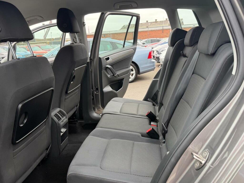 Volkswagen Golf SV Mpv 1.6 Tdi Bluemotion Tech Se Euro 6 Ss 2 CX16DJF Grey #4