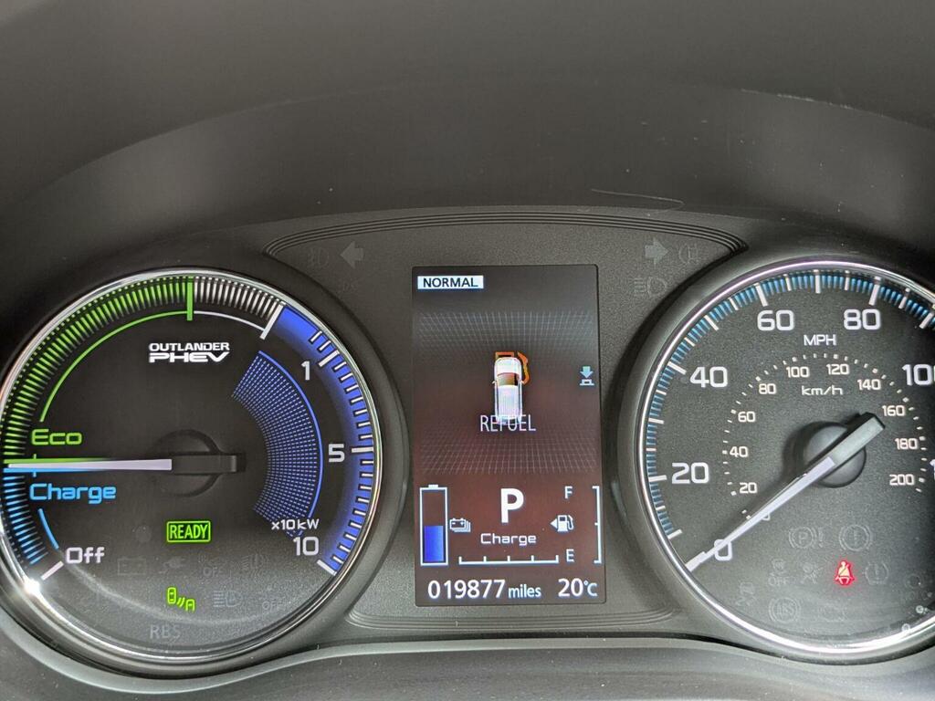 Mitsubishi Outlander 2.4H Twinmotor 13.8Kwh Dynamic Suv Plug Grey #12