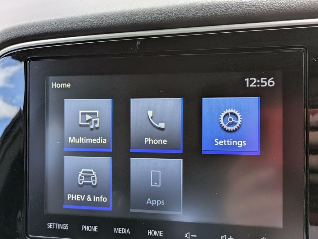 Mitsubishi Outlander 2.4H Twinmotor 13.8Kwh Dynamic Suv Plug Grey #13