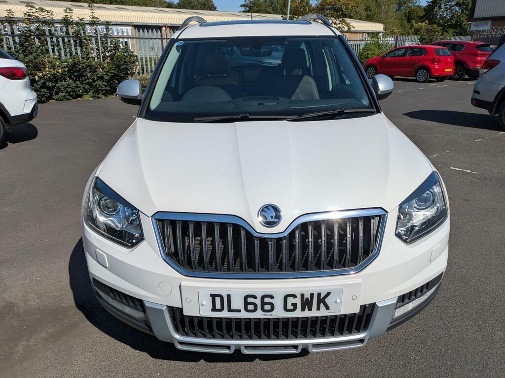 Skoda Yeti 2.0 Tdi Laurin Klement Outdoor Dsg 4Wd Euro 6 S White #2