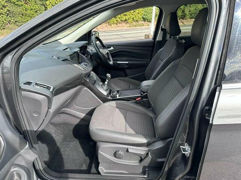 Ford Kuga 2.0 Tdci Ecoblue Titanium Edition Awd Euro 6 Ss Grey #5