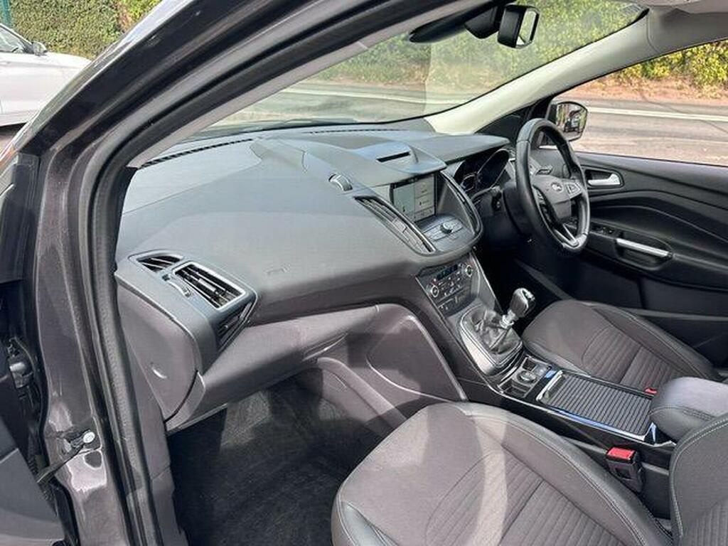 Ford Kuga 2.0 Tdci Ecoblue Titanium Edition Awd Euro 6 Ss Grey #4