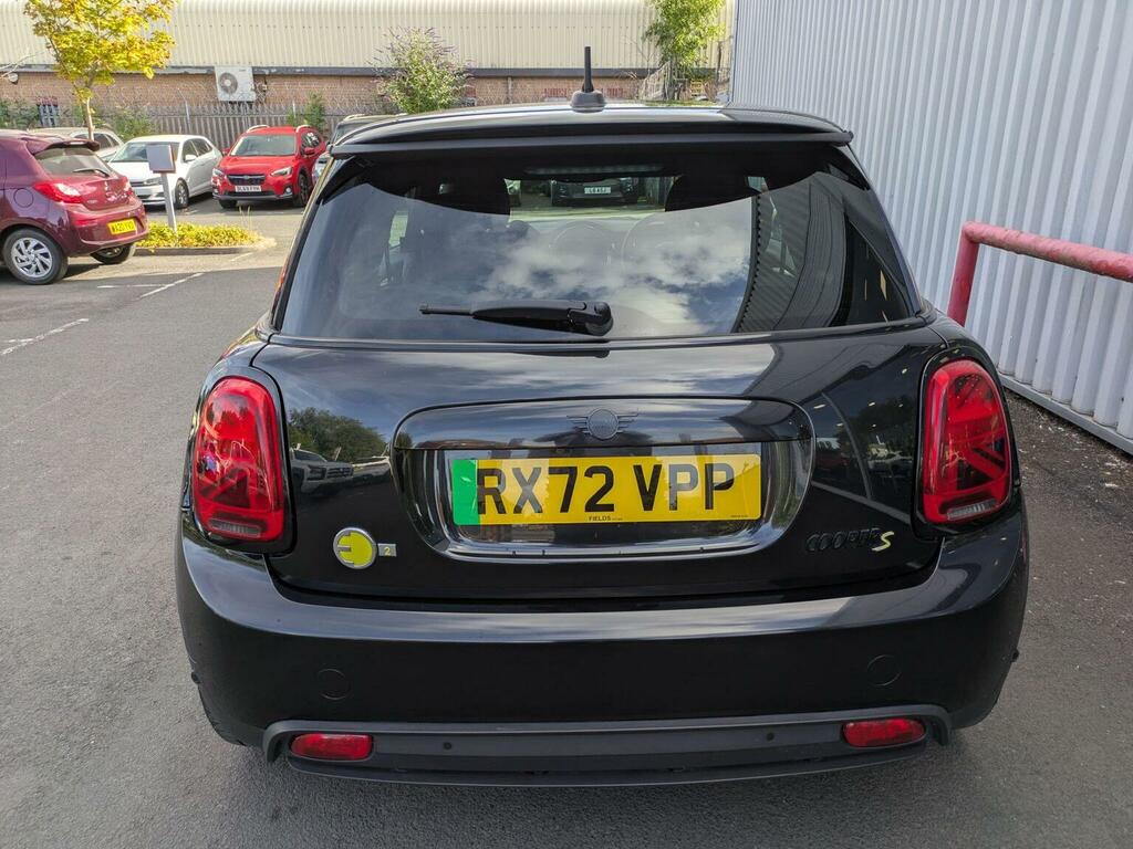 Mini Electric Hatchback Cooper Se 32.6Kwh Level 2 2022 Black #5