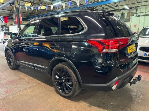Mitsubishi Outlander Black YK69LVJ Black #4