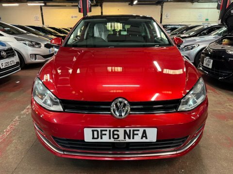 Volkswagen Golf Gt Edition Tdi Red #2
