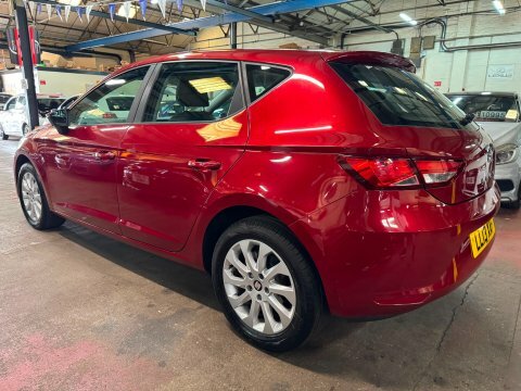 Seat Leon Tdi Se Red #4