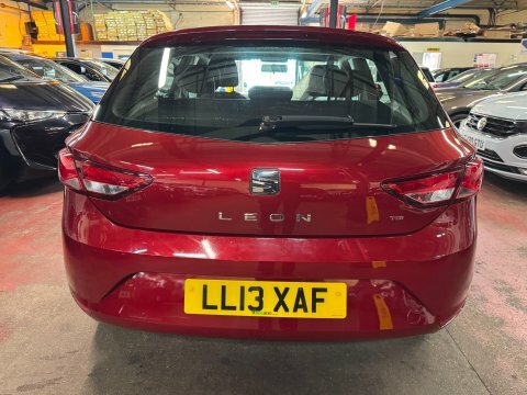 Seat Leon Tdi Se Red #5