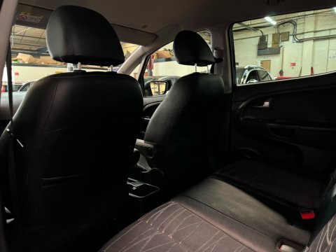 Kia Venga Venga 1 Air Isg White #18