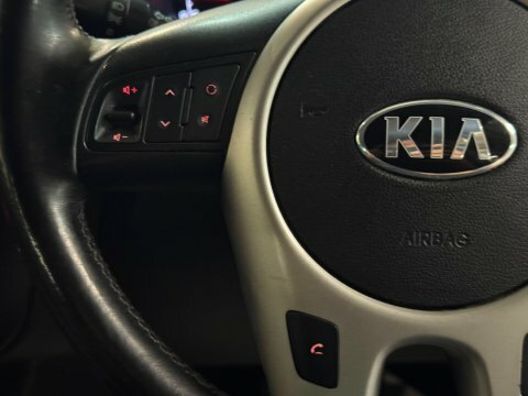 Kia Venga Venga 1 Air Isg White #27