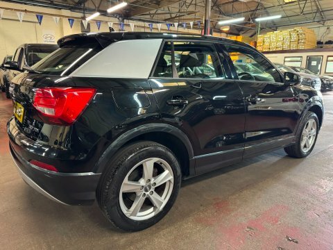 Audi Q2 Tdi Sport YB68AEX Black #6