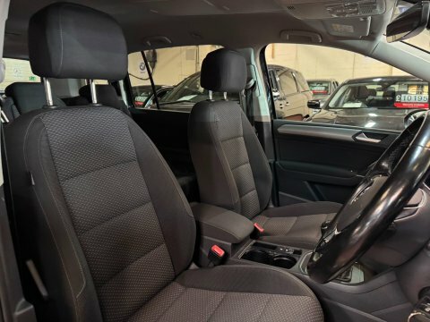 Volkswagen Touran Mpv 1.6 Tdi Bluemotion Tech Se 2015 Silver #12