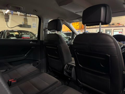 Volkswagen Touran Mpv 1.6 Tdi Bluemotion Tech Se 2015 Silver #17