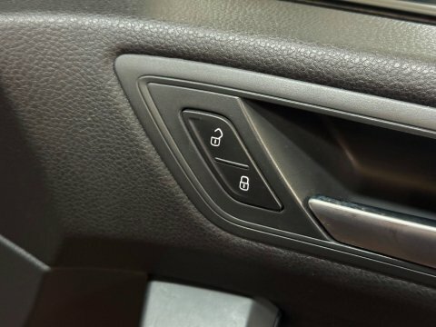 Volkswagen Touran Mpv 1.6 Tdi Bluemotion Tech Se 2015 Silver #27
