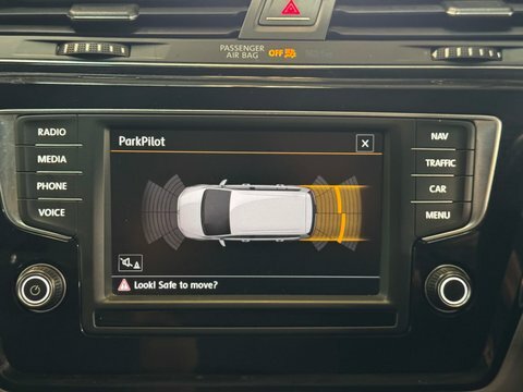 Volkswagen Touran Mpv 1.6 Tdi Bluemotion Tech Se 2015 Silver #32
