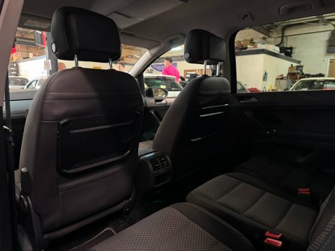 Volkswagen Touran Mpv 1.6 Tdi Bluemotion Tech Se 2015 Silver #21