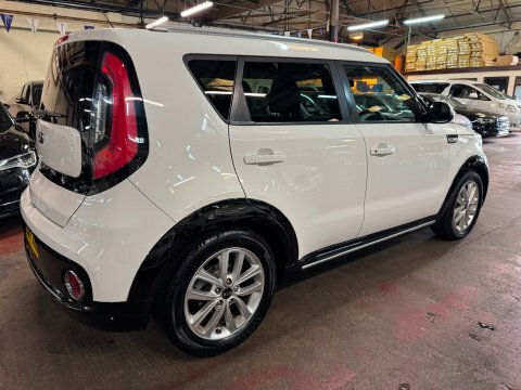 Kia Soul 2 LG17VKO White #6