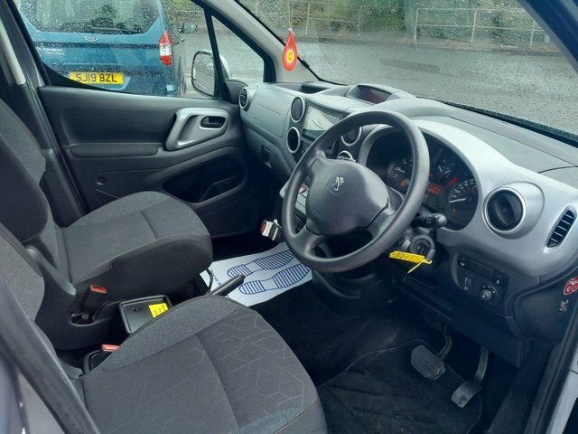 Peugeot Partner Tepee 1.6 Bluehdi 75 Active Wheel Chair Access Grey #10