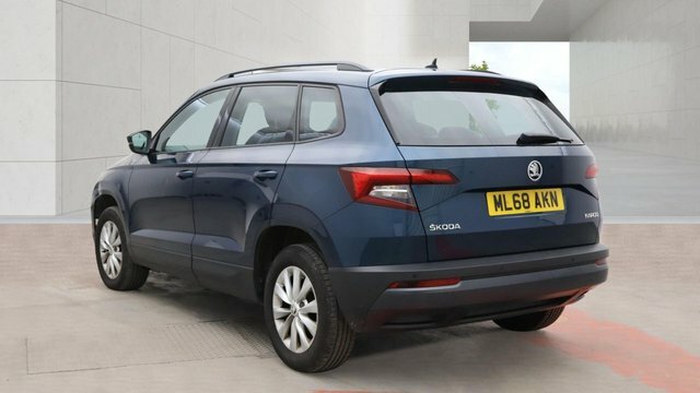 Skoda Karoq 2018 1.0 Tsi Se Nav Plus Suv Eur Blue #2