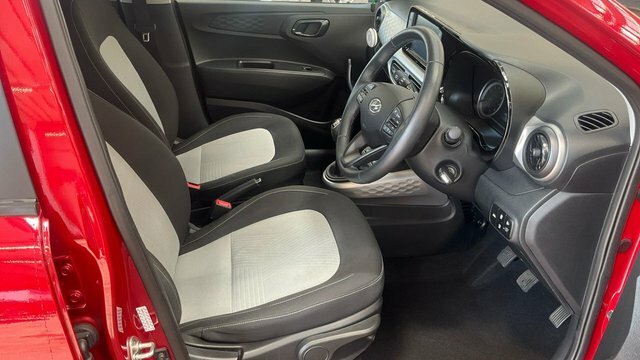 Hyundai I10 2020 1.2 Premium Hatchback Euro Red #5