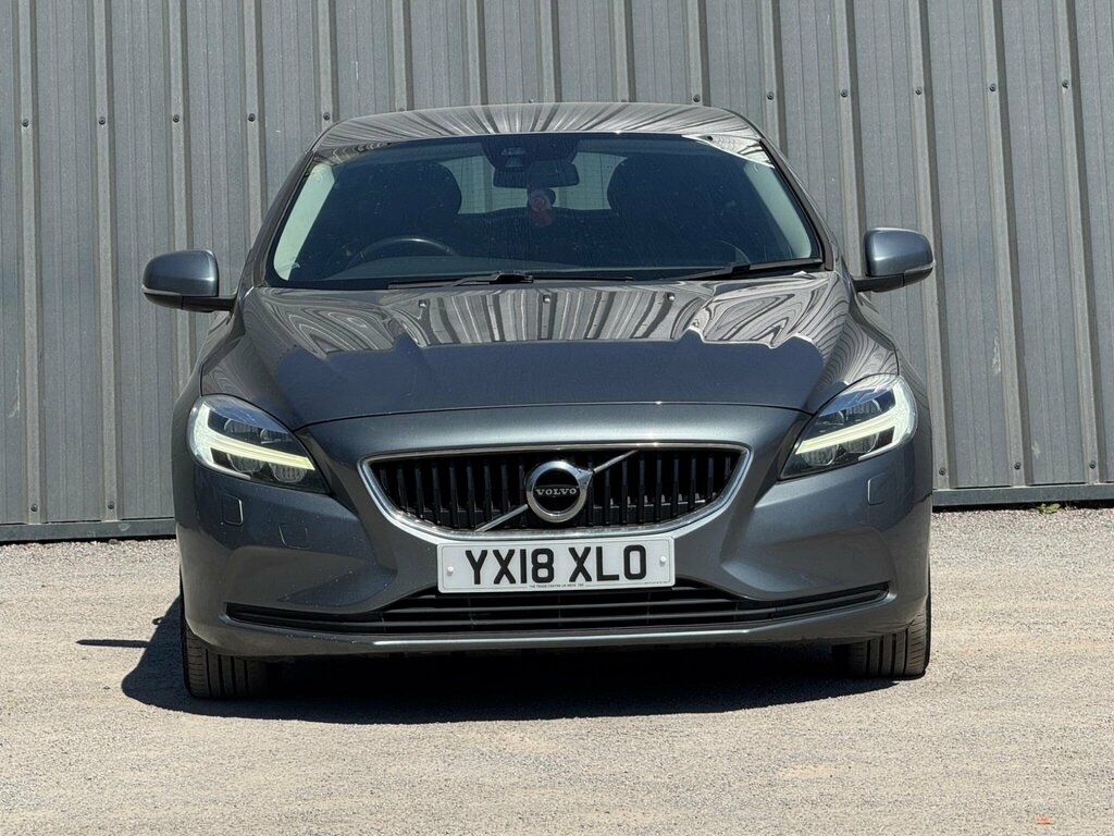 Volvo V40 2.0 D2 Momentum Nav Plus Euro 6 Ss Grey #2