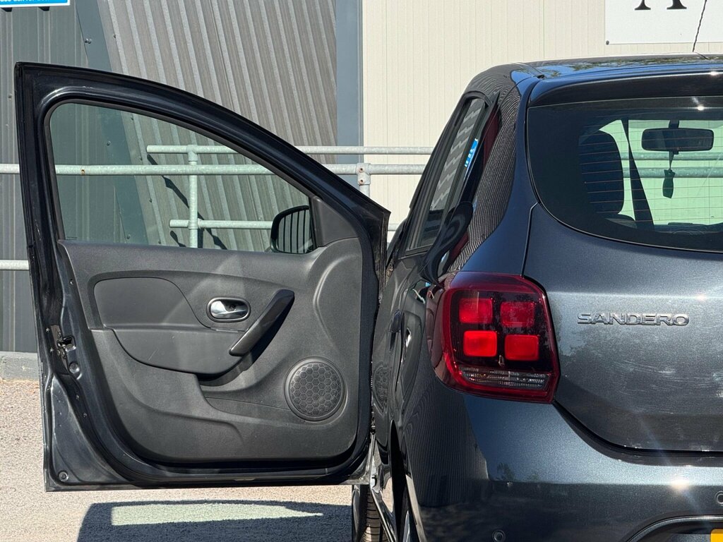 Dacia Sandero 0.9 Tce Essential Hatchback Euro Grey #16