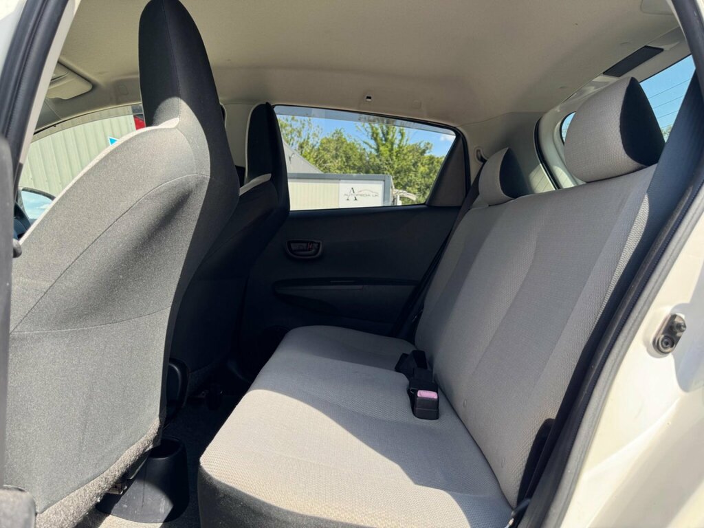 Toyota Yaris 1.3 Dual Grey #30