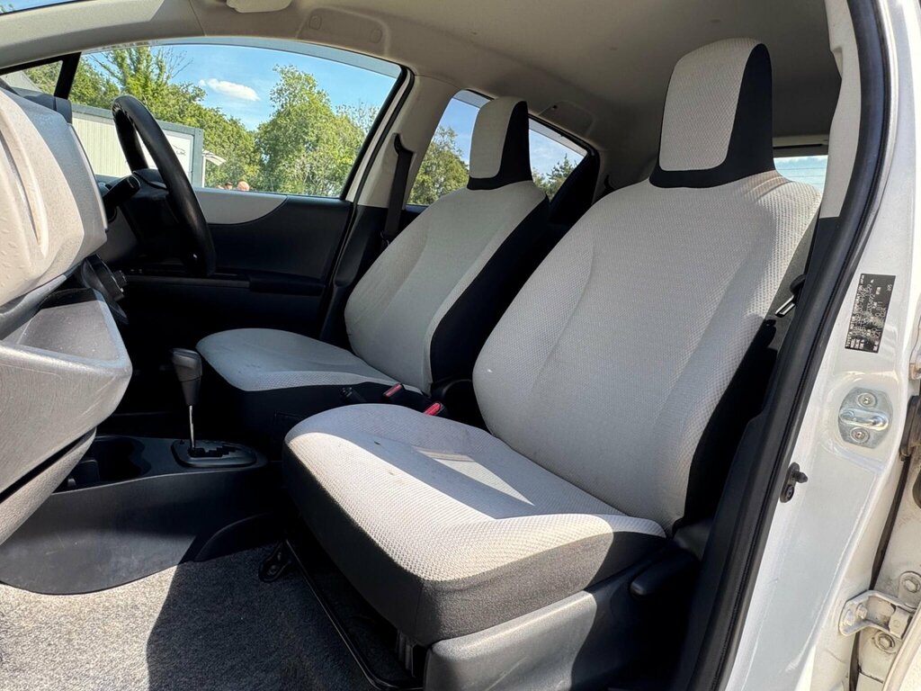 Toyota Yaris 1.3 Dual Grey #28