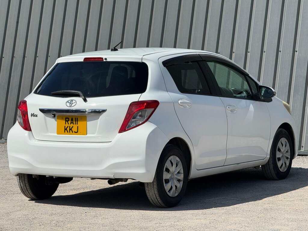 Toyota Yaris 1.3 Dual Grey #10