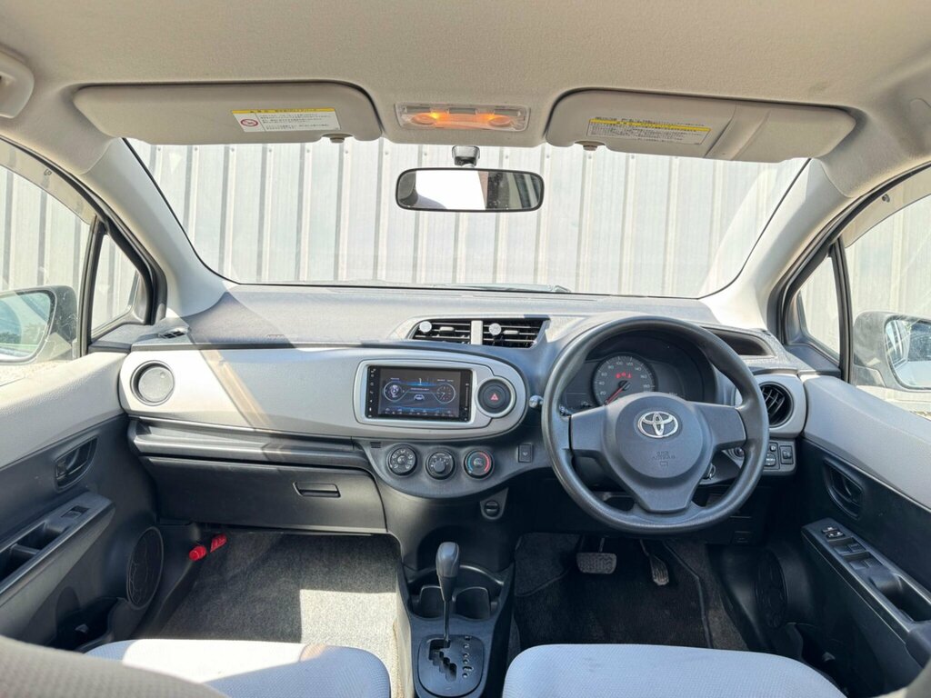 Toyota Yaris 1.3 Dual Grey #20