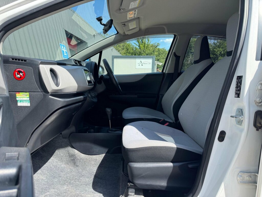 Toyota Yaris 1.3 Dual Grey #26