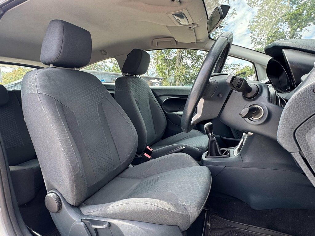 Ford Fiesta 1.25 Zetec Euro 5 Black #33