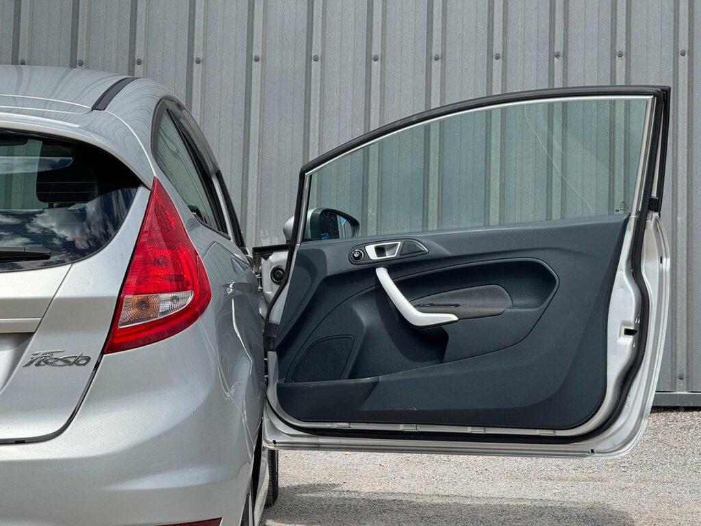 Ford Fiesta 1.25 Zetec Euro 5 Black #15