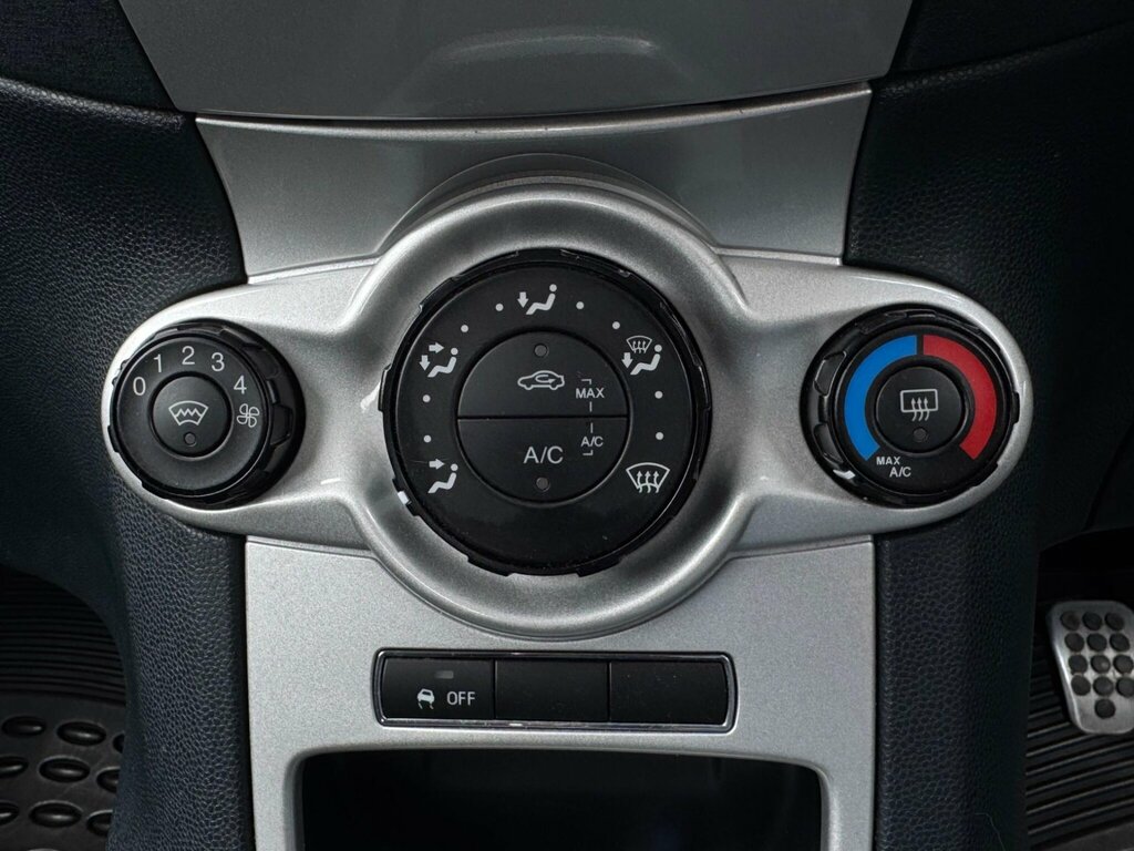 Ford Fiesta 1.25 Zetec Euro 5 Black #22