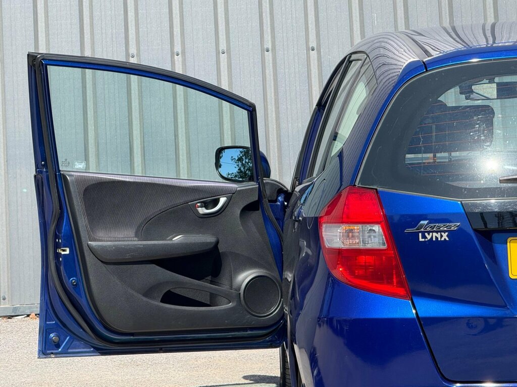 Honda Jazz Hybrid 1.3 Ima Hx 5-Door White #14