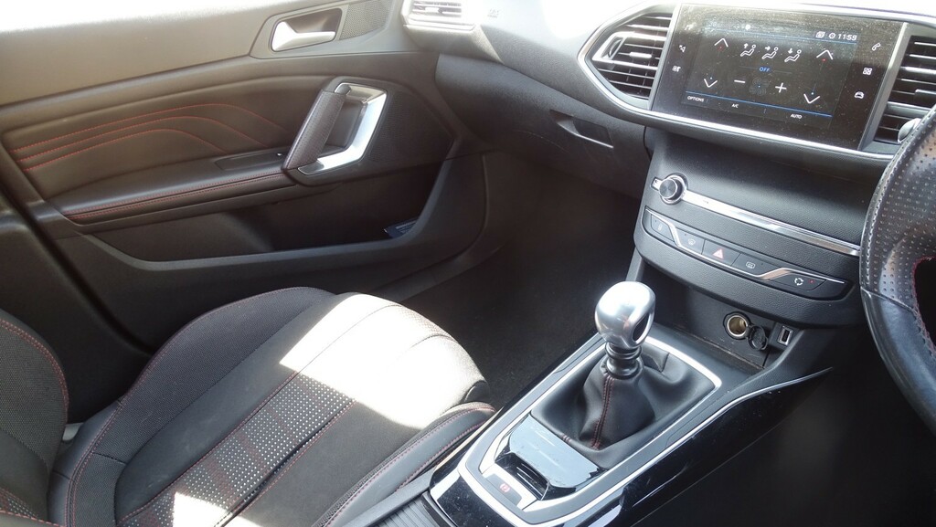 Peugeot 308 1.2 Puretech Access Euro 6 Ss White #42