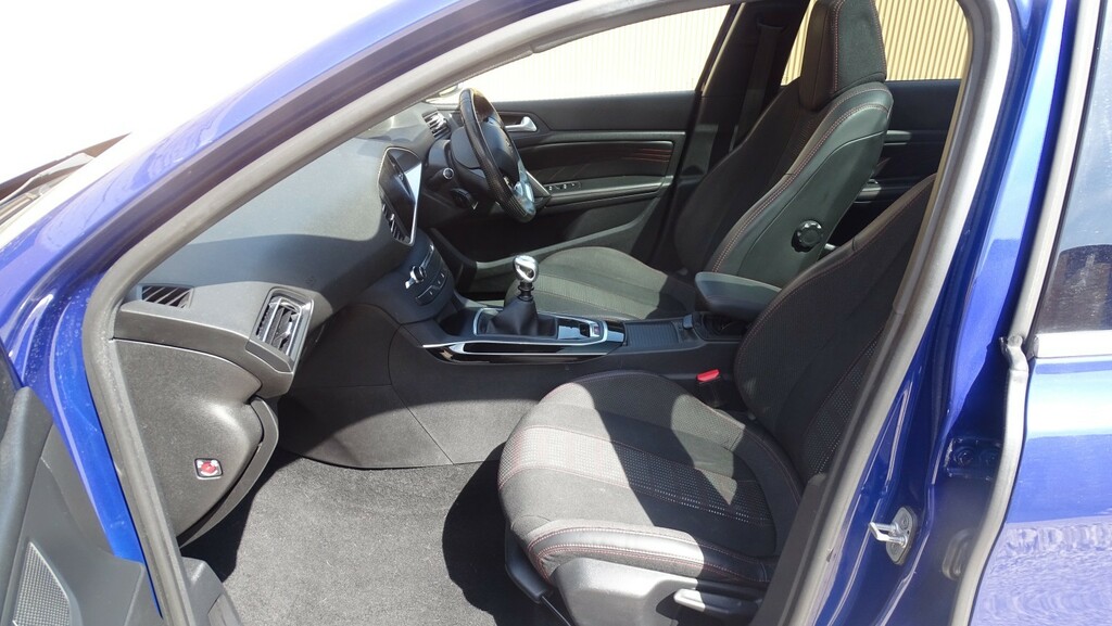 Peugeot 308 1.2 Puretech Access Euro 6 Ss White #29