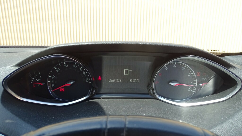 Peugeot 308 1.2 Puretech Access Euro 6 Ss White #36