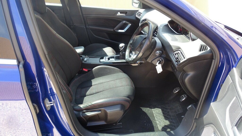 Peugeot 308 1.2 Puretech Access Euro 6 Ss White #17