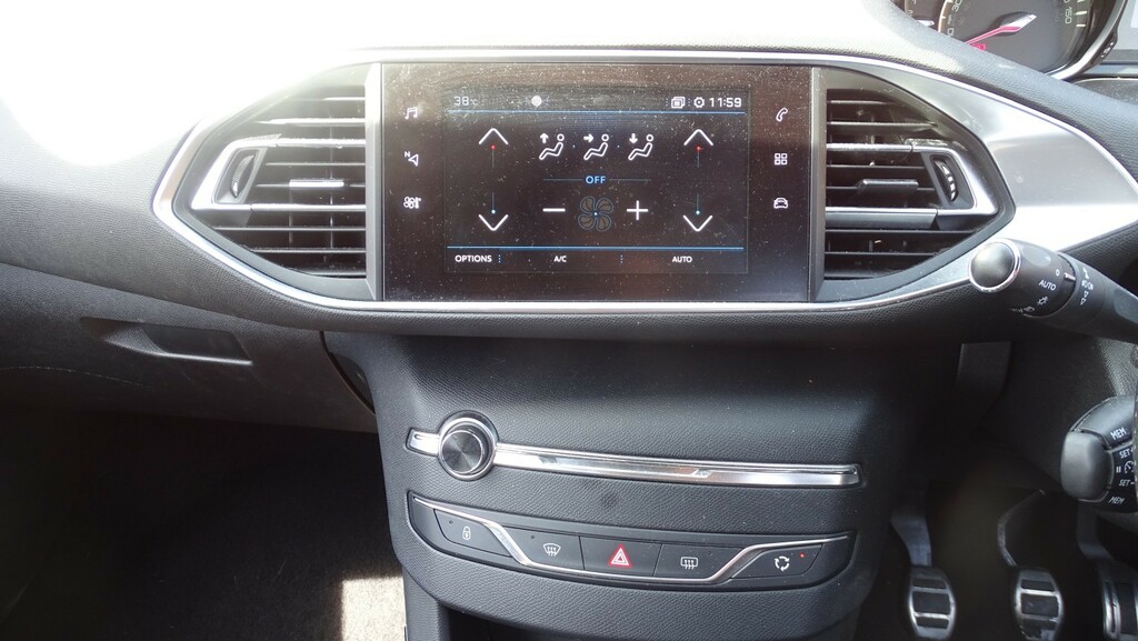 Peugeot 308 1.2 Puretech Access Euro 6 Ss White #40