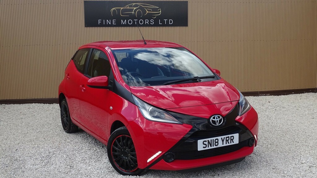 Toyota Aygo 1.0 Vvt-i X-play Red