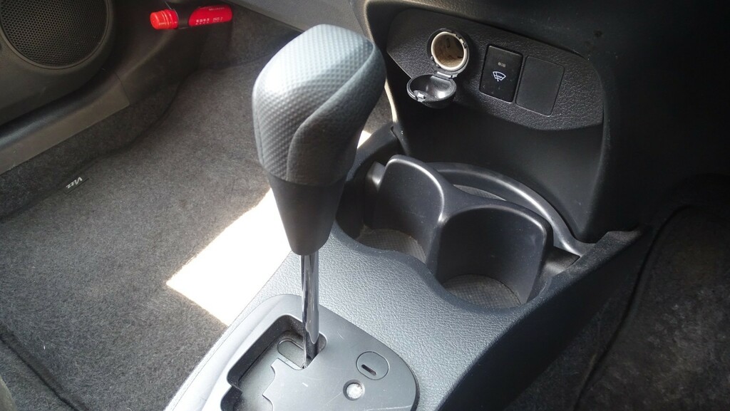 Toyota Yaris 1.5 Vvt-h Sport E-cvt Euro 6 Grey #34