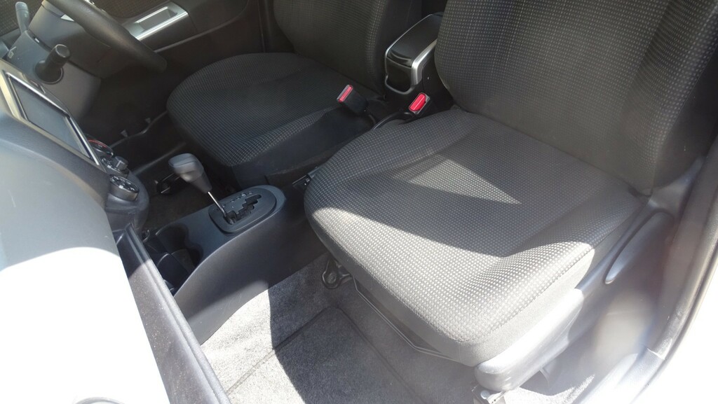 Toyota Yaris 1.5 Vvt-h Sport E-cvt Euro 6 Grey #27