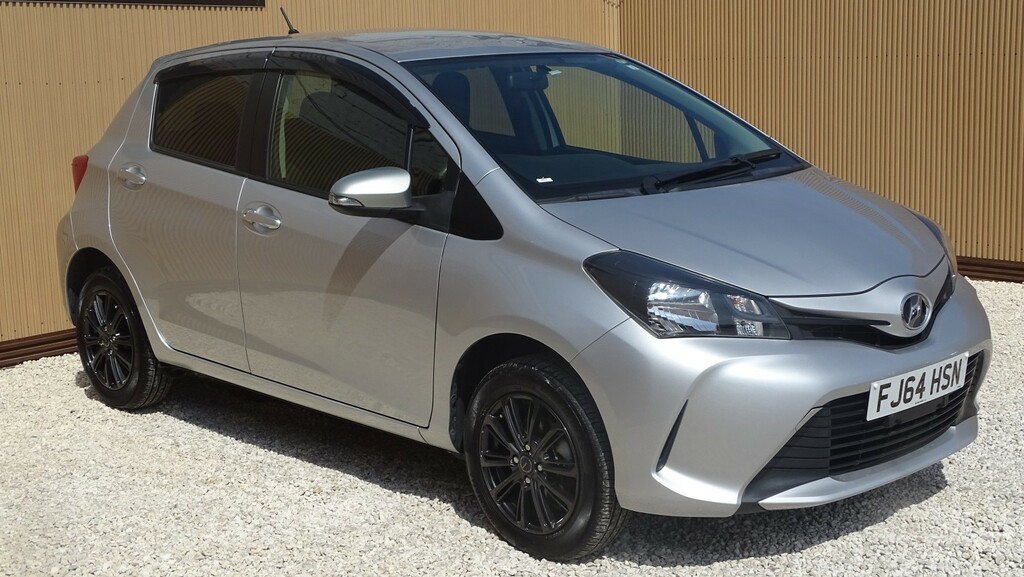 Toyota Yaris 1.5 Vvt-h Sport E-cvt Euro 6 Grey #4