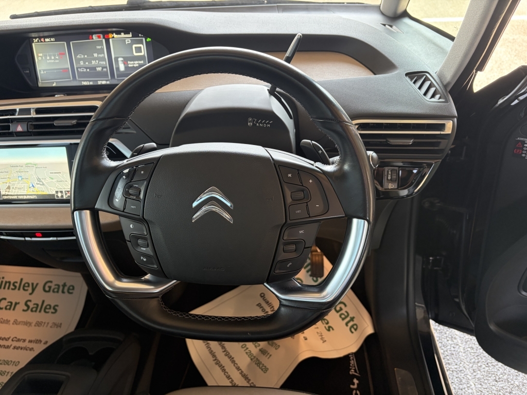 Citroen C4 Picasso Bluehdi Exclusive Plus Eat6 2.0 Bluehdi Exclusive Black #2