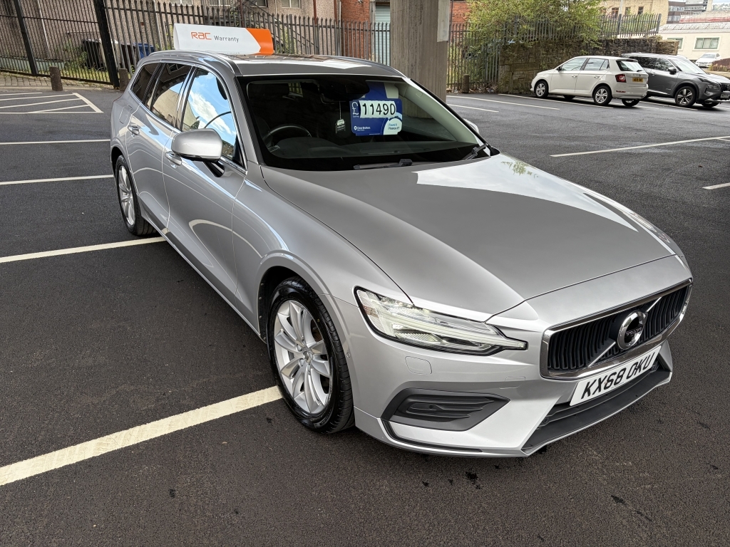 Volvo V60 2.0 D4 Momentum Silver