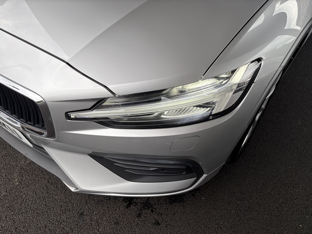 Volvo V60 2.0 D4 Momentum Silver #6