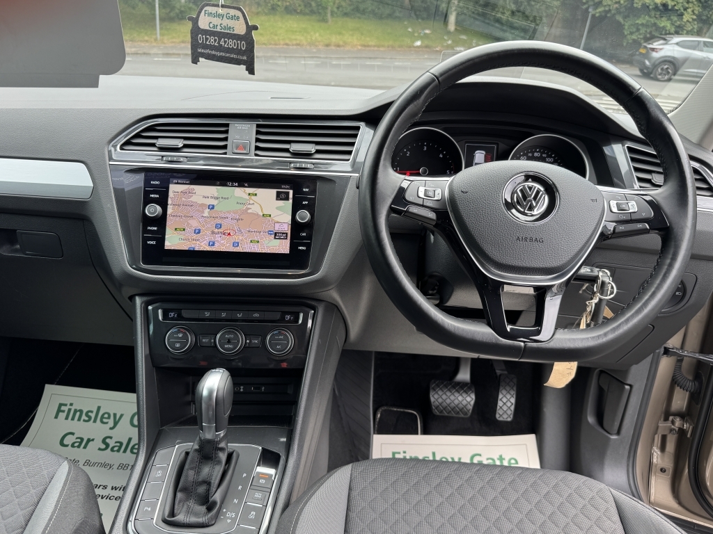 Volkswagen Tiguan 2.0 Se Navigation Tdi Bmt 4Motion Dsg VN18SYF Beige #2
