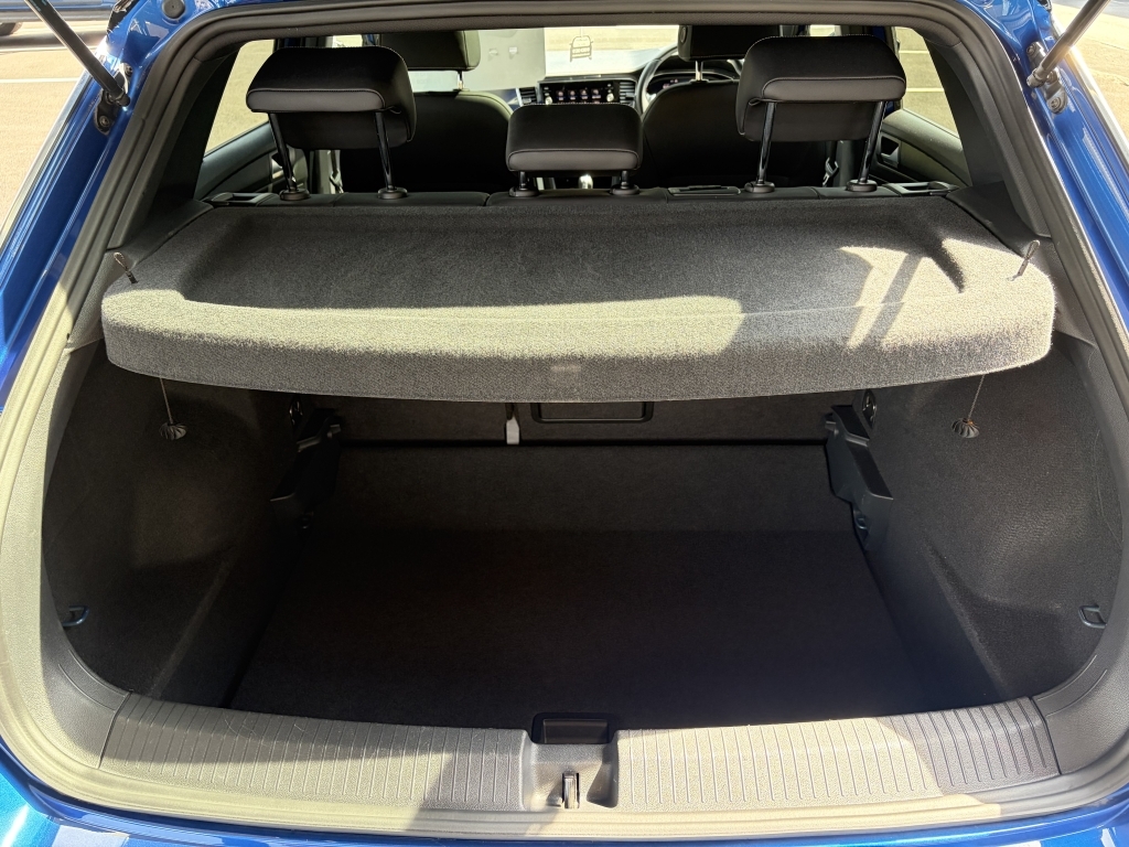 Volkswagen T-Roc 1.5 Tsi Evo Se Suv Dsg White #38
