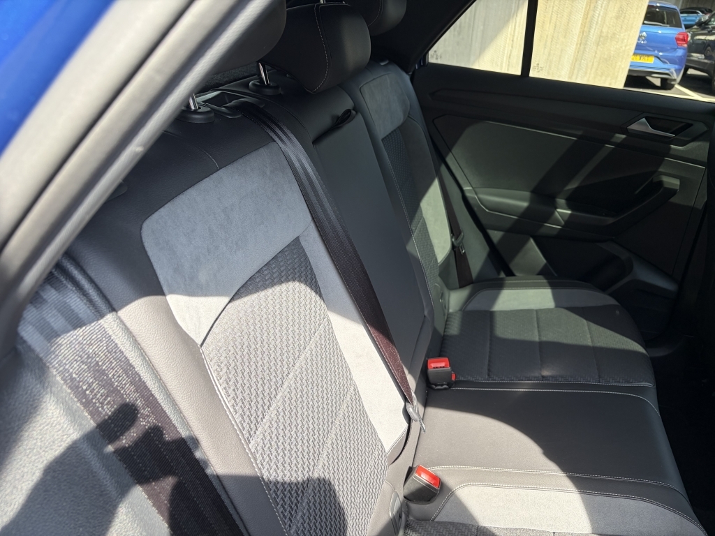 Volkswagen T-Roc 1.5 Tsi Evo Se Suv Dsg White #44
